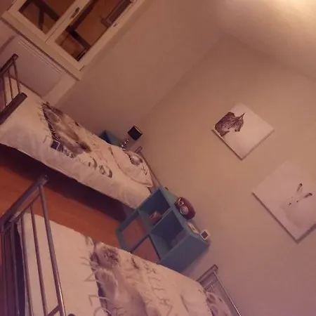 Au Detour De Apartament